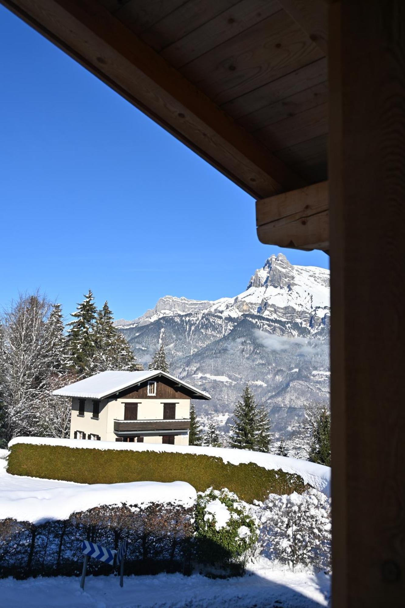 Chalet Montana Комблу Екстер'єр фото